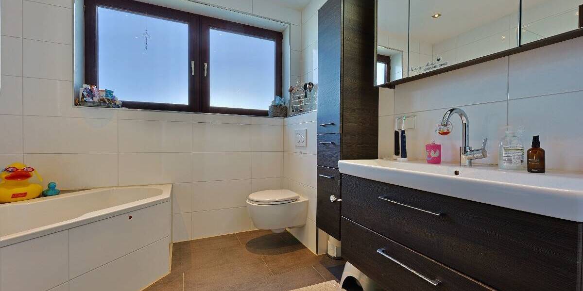 Einfamilienhaus Erbach - 6 Zimmer, 237 m&sup2;, 849.000&euro; | Angebot:26674446