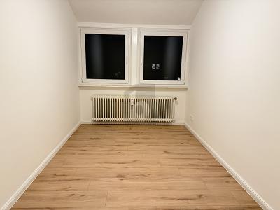 FRISCH SANIERT MIT SEHR VIEL PLATZ - Dachgeschoßwohnung Bremen Blumenthal | Angebot:25419869