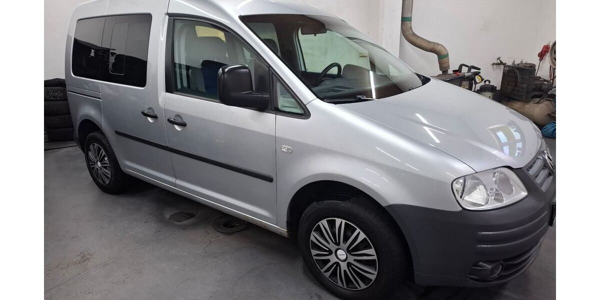 VW Caddy 288.118 km 4.990 &euro; Cottbus 03042