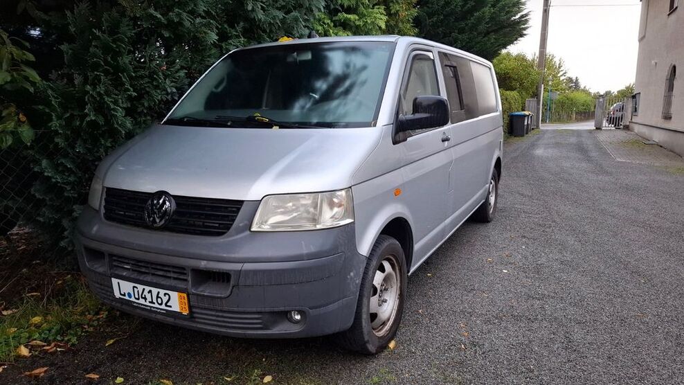VW T5 Transporter 427.000 km 5.400 € Leipzig - Ost 04316