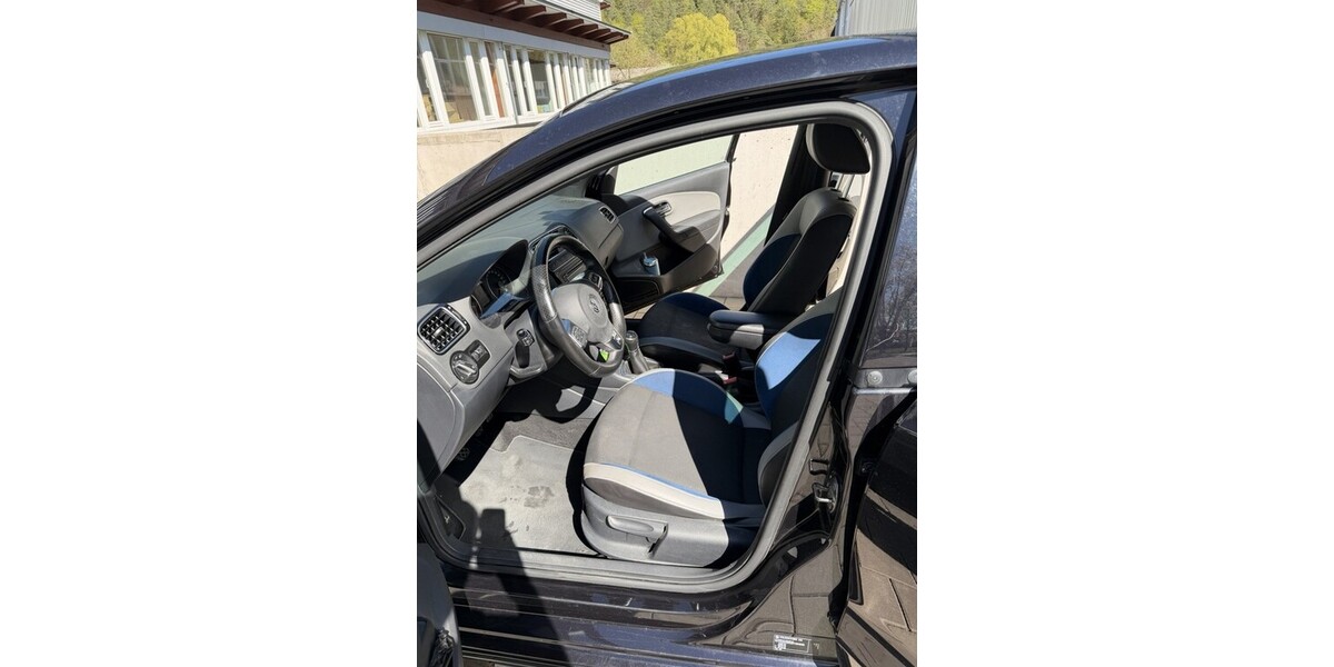 VW Polo 309.867 km 6.399 &euro; Tuttlingen 78532