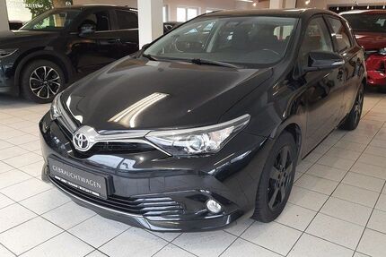 Toyota Auris 81.776 km 11.990 € Burkardroth 97705