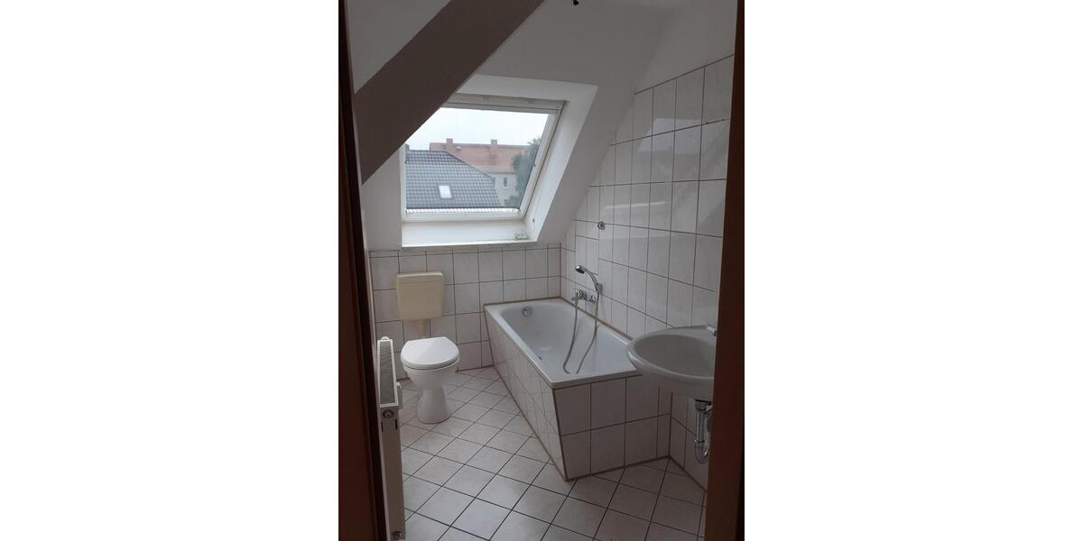 Dachgeschoßwohnung Spremberg - 2 Zimmer, 68 m&sup2;, 440&euro; | Angebot:26479643
