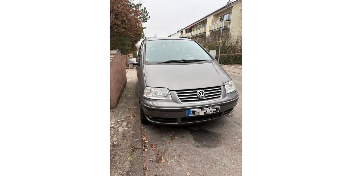 VW Sharan 264.000 km 5.000 &euro; Leonberg 71229