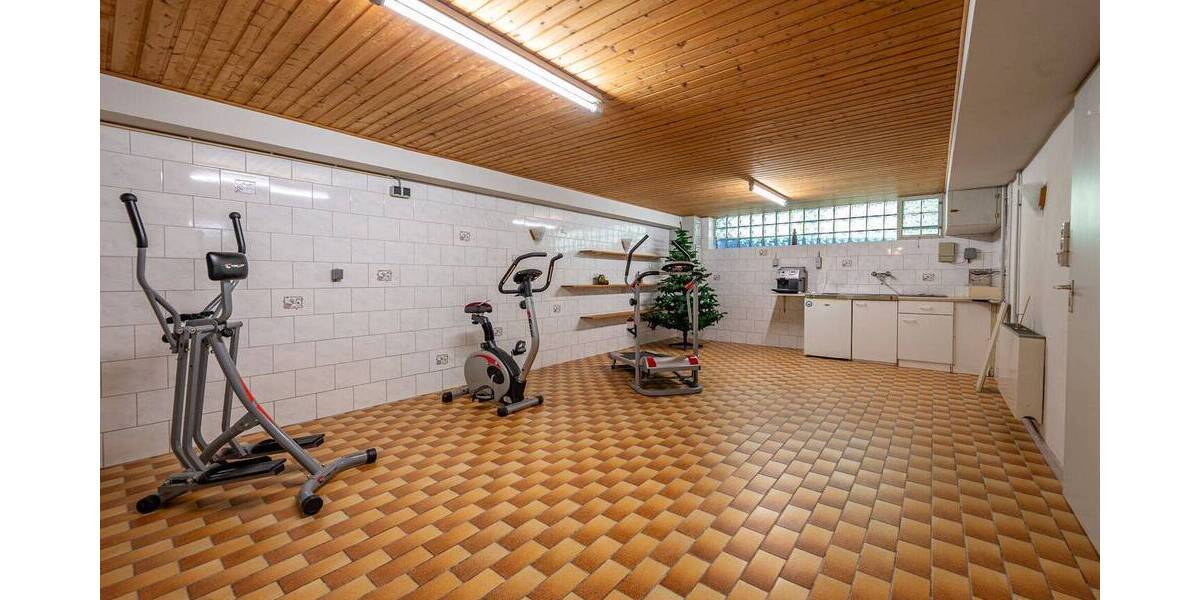 Reihenmittelhaus Selfkant / Hillensberg Hillensberg - 6 Zimmer, 186 m&sup2;, 210.000&euro; | Angebot:25802755
