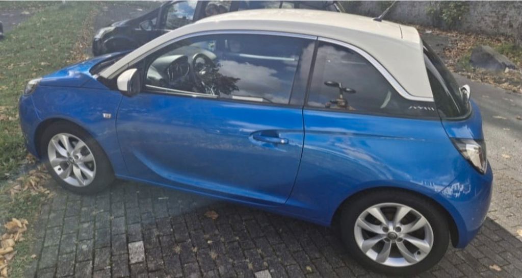 Opel Adam 104.000 km 7.500 &euro; Lohmar 53797