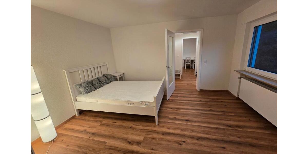Erdgeschoßwohnung Stuttgart Sillenbuch - 1.5 Zimmer, 33 m&sup2;, 180.000&euro; | Angebot:25980634