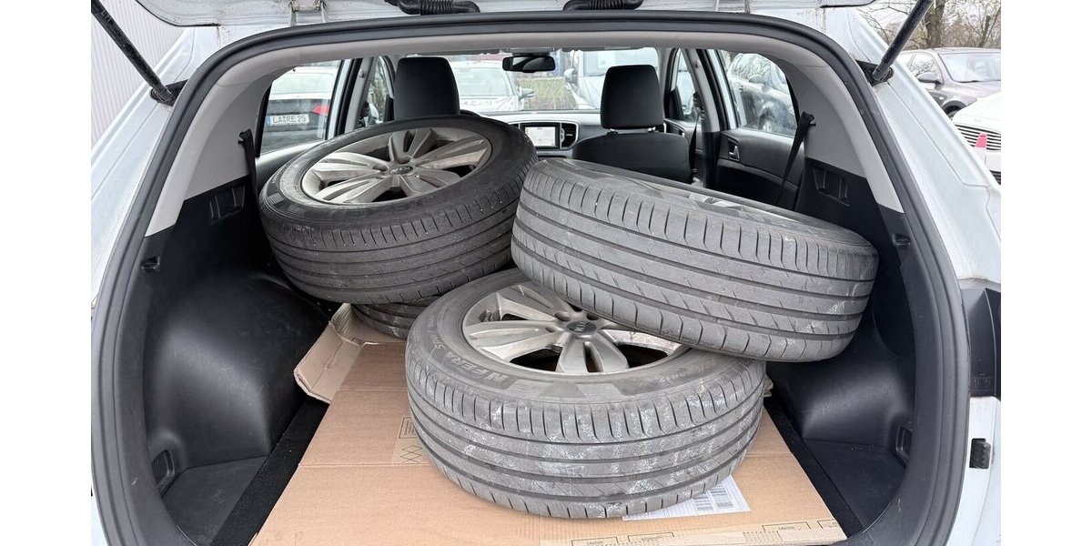 Kia Sportage 1.7 CRDi Automatik Navi+Kamera LED 166.100 km 11.900 &euro; Altdorf 84032