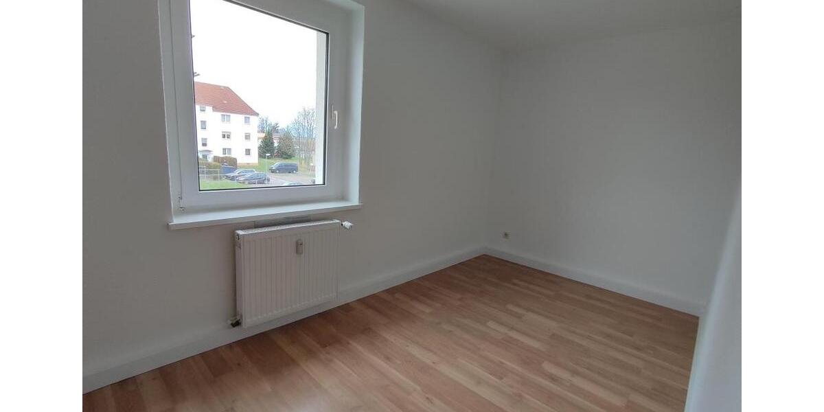 Etagenwohnung Leisnig - 3 Zimmer, 62 m&sup2;, 370&euro; | Angebot:23005288
