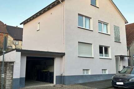 Haus zum Mieten in Extertal 1.200 € 200 m² 7 zimmer