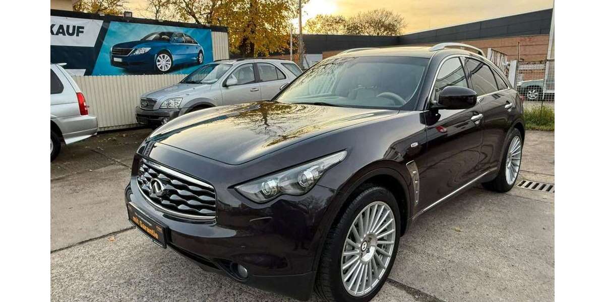 INFINITI FX 158.000 km 11.999 &euro; Berlin 13127