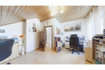 3D: Familienglück in ruhiger Lage - Sehr gepflegtes Einfamilienhaus mit Kamin, Balkon und viel Platz - Reihenendhaus Gangelt | Angebot:26777849