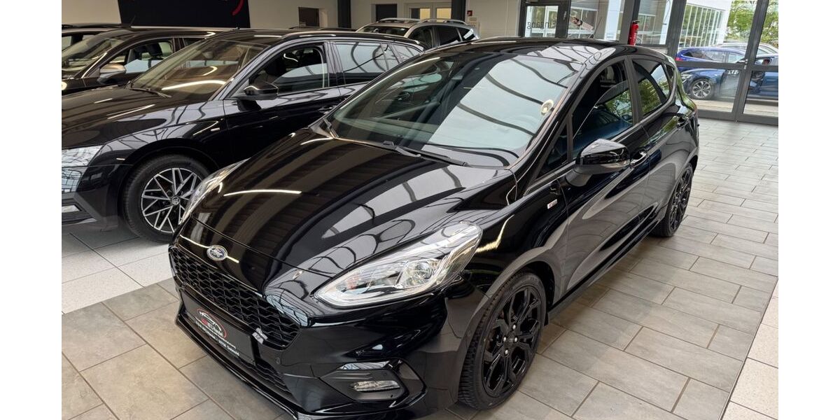 Ford Fiesta 61.000 km 13.900 &euro; Detmold 32758