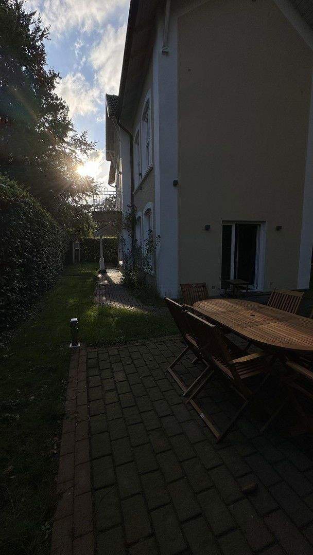 Renoviertes Altbau-Haus aus der Gründerzeit in Bauernhaus-Umgebung Alt-Osdorf 5 zimmer