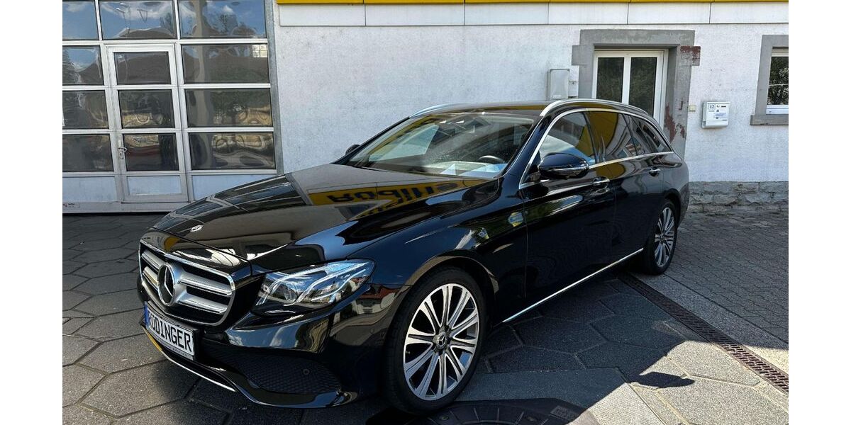 Mercedes-Benz E 200 70.000 km 28.980 € Aglasterhausen 74858