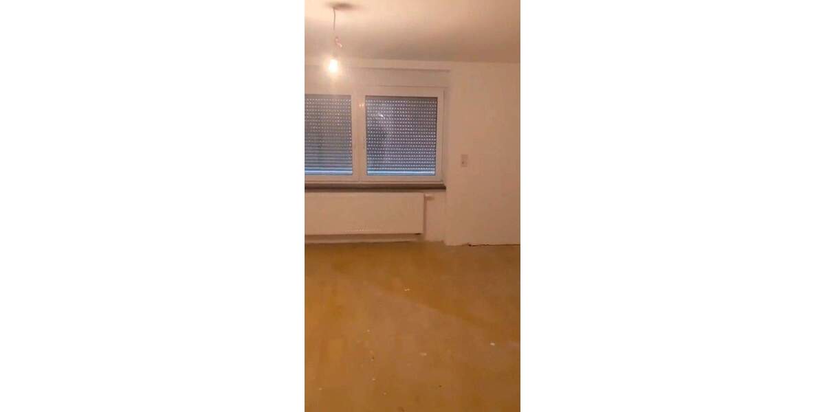 Einfamilienhaus Sankt Ingbert St. Ingbert - 6 Zimmer, 145 m&sup2;, 129.000&euro; | Angebot:26879397