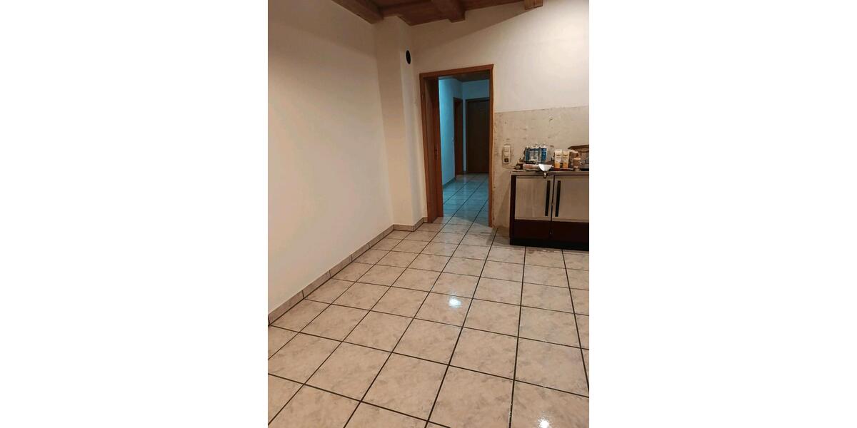 Einfamilienhaus Schierling - 5 Zimmer, 140 m&sup2;, 1.200&euro; | Angebot:26377744