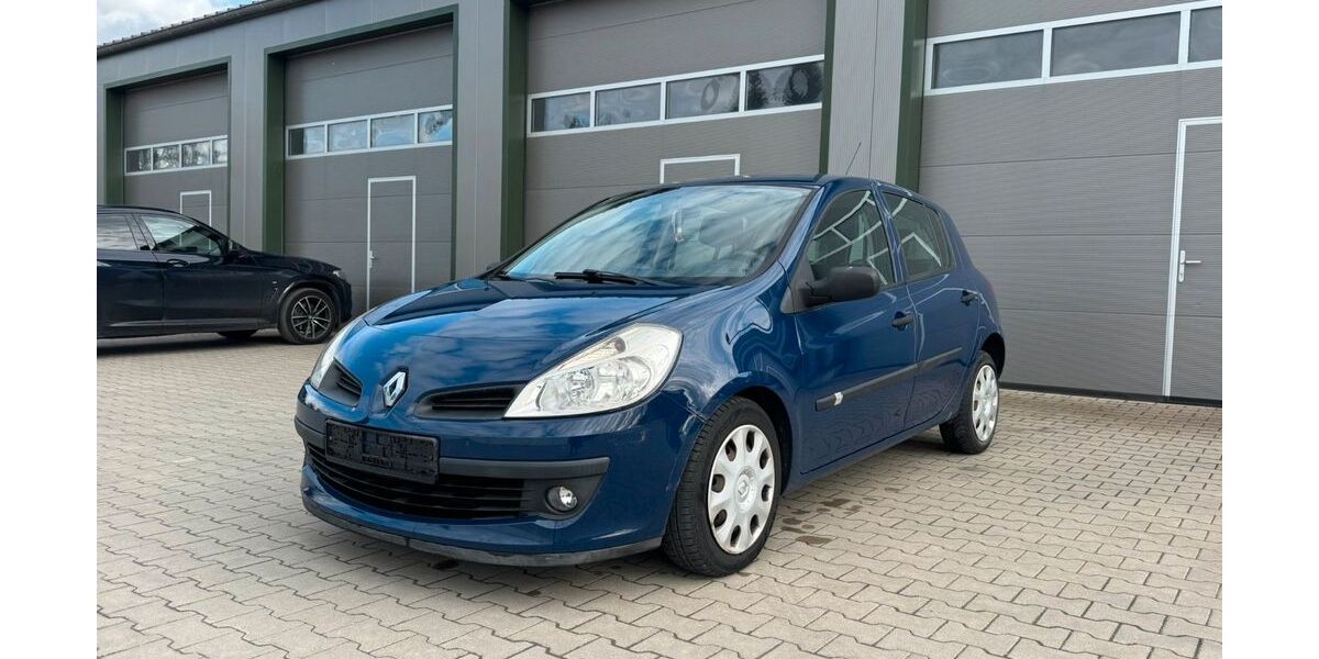 Renault Clio 141.000 km 1.990 &euro; Albstadt 72461