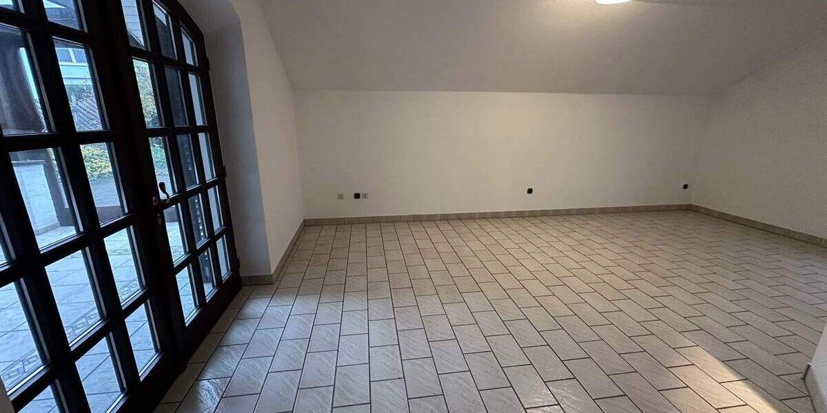 Einfamilienhaus Steinheim - 6 Zimmer, 262 m&sup2;, 350.000&euro; | Angebot:25687039