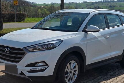 Hyundai TUCSON 195.000 km 11.700 &euro; Wesertal 34399