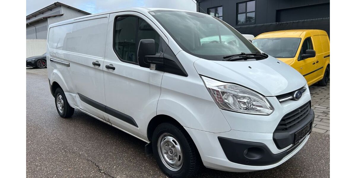 Ford Transit Custom 125.000 km 9.500 &euro; Peutenhausen / Gachenbach 86565