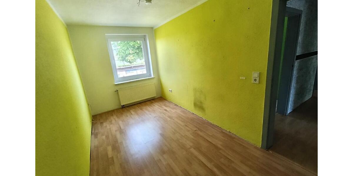 Erdgeschoßwohnung Leuna - 3 Zimmer, 59 m&sup2;, 357&euro; | Angebot:25073333