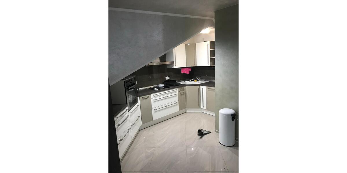 Dachgeschoßwohnung Ludwigshafen am Rhein Ludwigshafen-Hemshof - 3 Zimmer, 95 m&sup2;, 1.140&euro; | Angebot:25994780