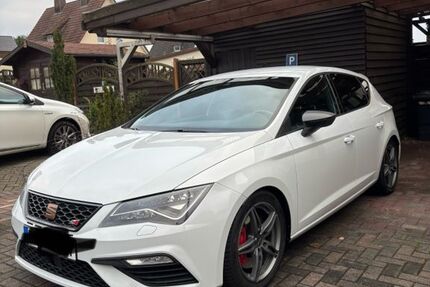 Seat Leon 82.000 km 20.500 &euro; Stadtallendorf 35260