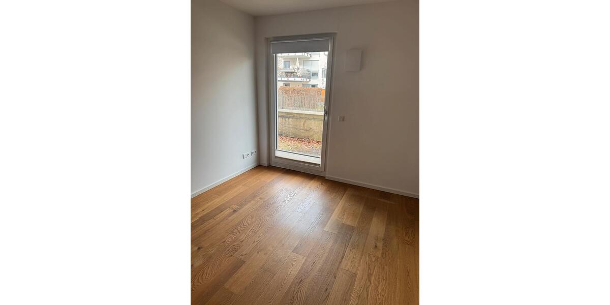 Erdgeschoßwohnung München Sendling-Westpark - 3 Zimmer, 85 m&sup2;, 2.500&euro; | Angebot:25046182