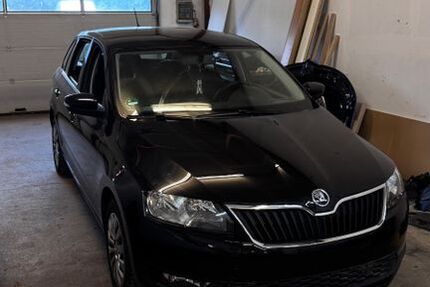 Skoda Rapid 115.000 km 9.300 &euro; Hille 32479