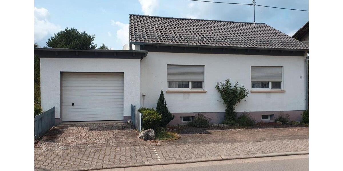 Einfamilienhaus Mehlingen - 8 Zimmer, 176 m&sup2;, 475.000&euro; | Angebot:26992851