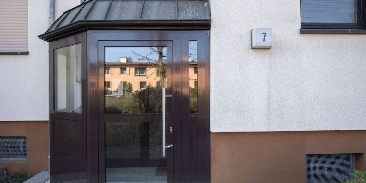 Etagenwohnung Steinbach (Taunus) - 3 Zimmer, 79 m&sup2;, 325.000&euro; | Angebot:26017481