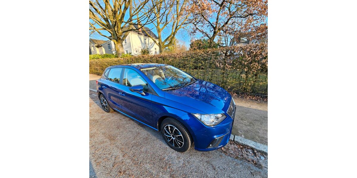 Seat Ibiza 72.400 km 10.500 &euro; Hamburg 22605