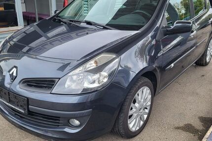 Renault Clio 161.632 km 1.690 € München 80992
