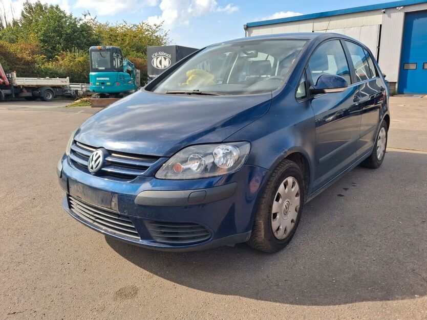 VW Golf 318.133 km 999 € Bitburg 54634