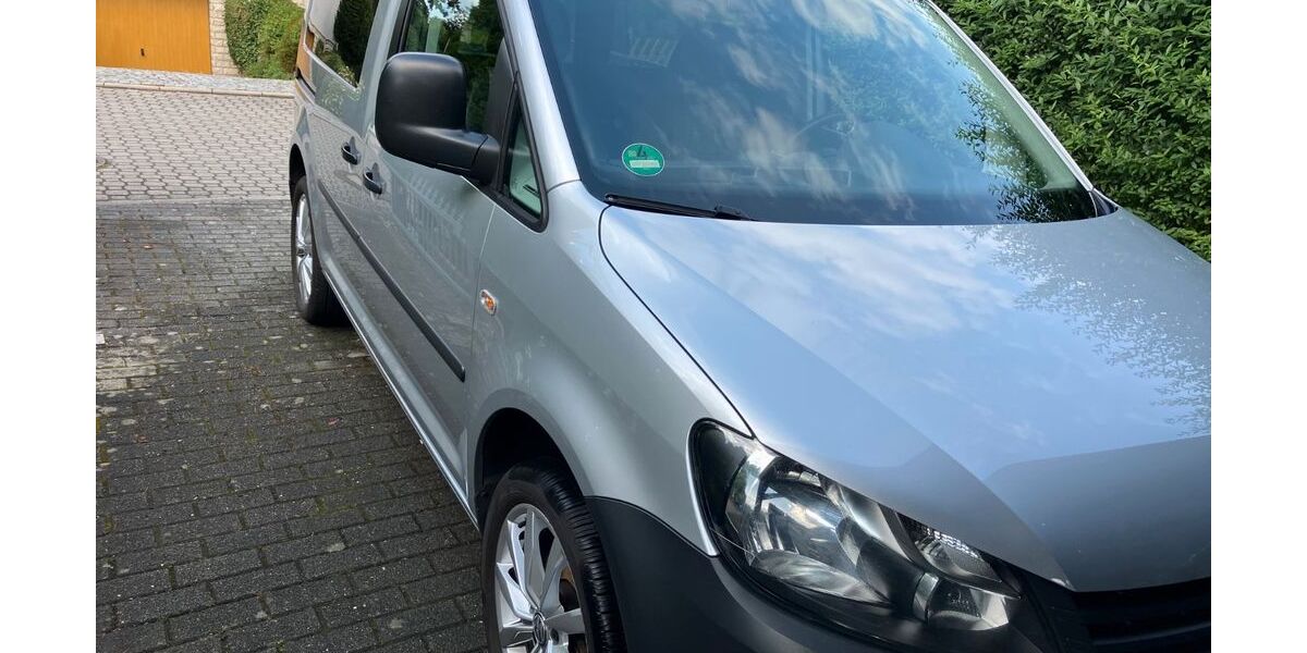 VW Caddy 168.000 km 8.600 &euro; Torgau 04860