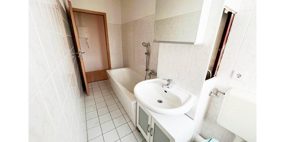 Etagenwohnung Neustadt in Sachsen - 2 Zimmer, 49 m&sup2;, 348&euro; | Angebot:26267941