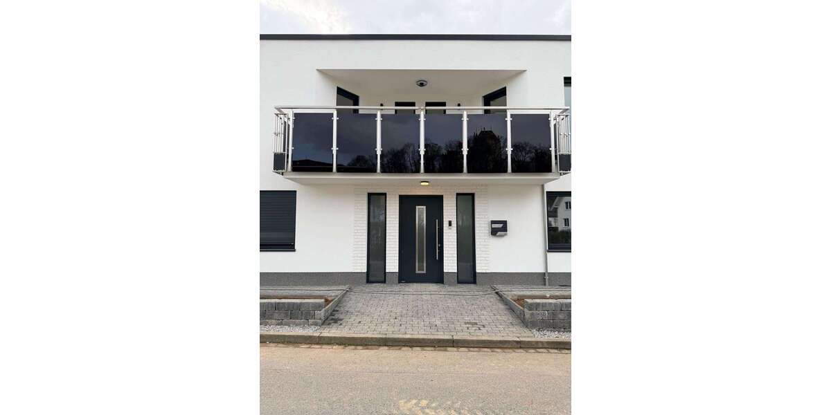 Einfamilienhaus Warburg - 5 Zimmer, 230 m&sup2;, 2.050&euro; | Angebot:25914691