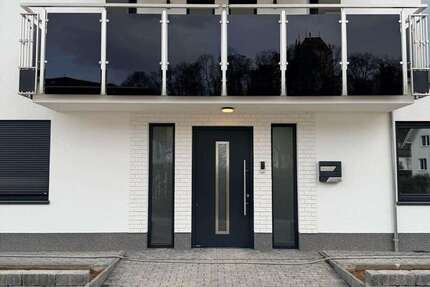 Haus Warburg - 5 Zimmer, 230 m&sup2;, 2.050&euro; | Angebot:25914691