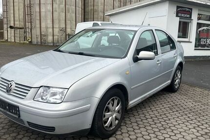 VW Bora 228.379 km 990 &euro; Eschwege 37269