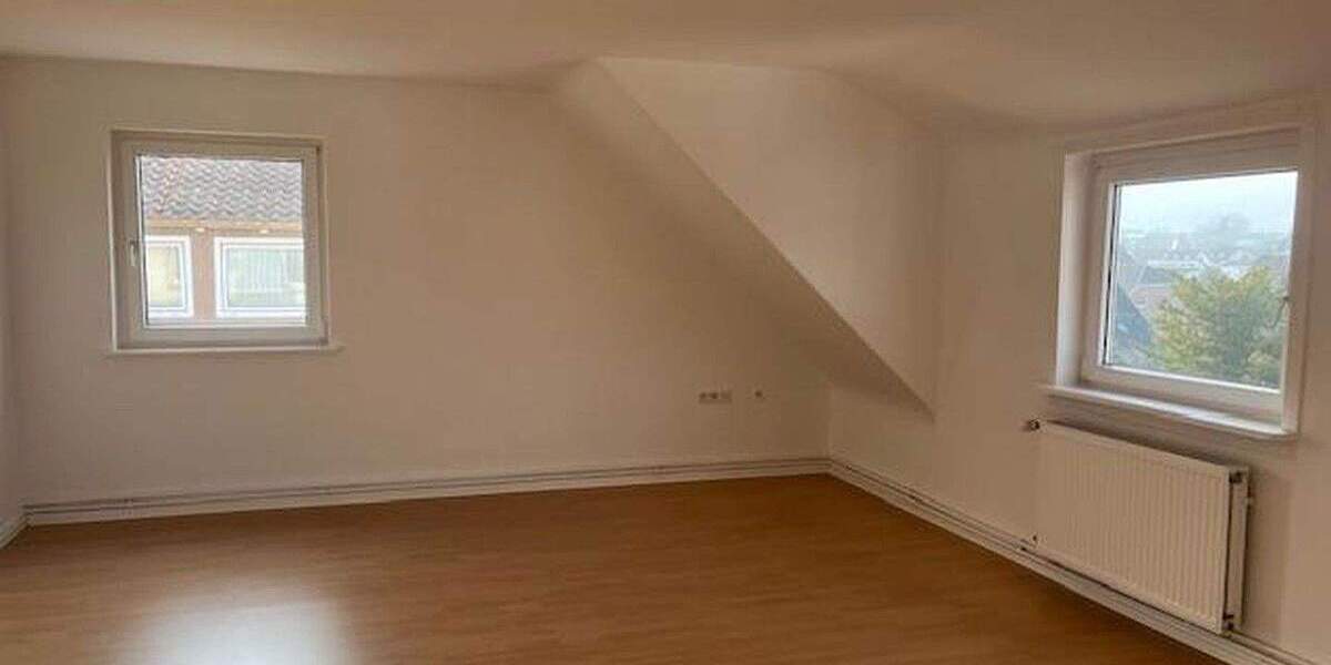 Etagenwohnung Hameln Nordstadt - 3 Zimmer, 81 m&sup2;, 735&euro; | Angebot:24711901