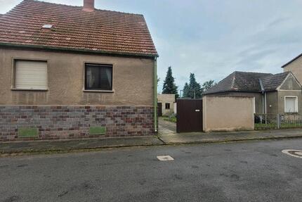 Haus Dessau-Roßlau Dessau - 4 Zimmer, 105 m&sup2;, 99.000&euro; | Angebot:26533167
