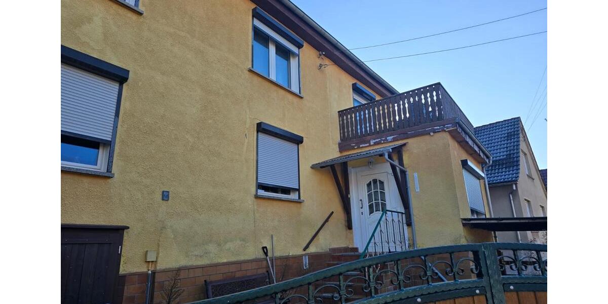 ruhiges Einfamilienhaus mit Terrasse und großem Garten 4 zimmer