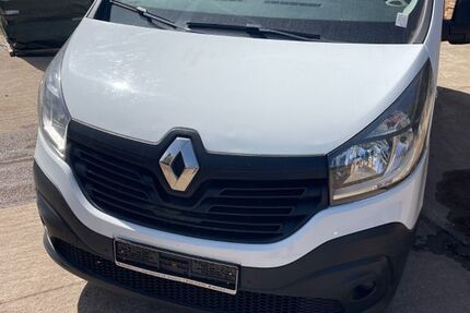 Renault Trafic 122.811 km 8.950 &euro; Chemnitz 09120