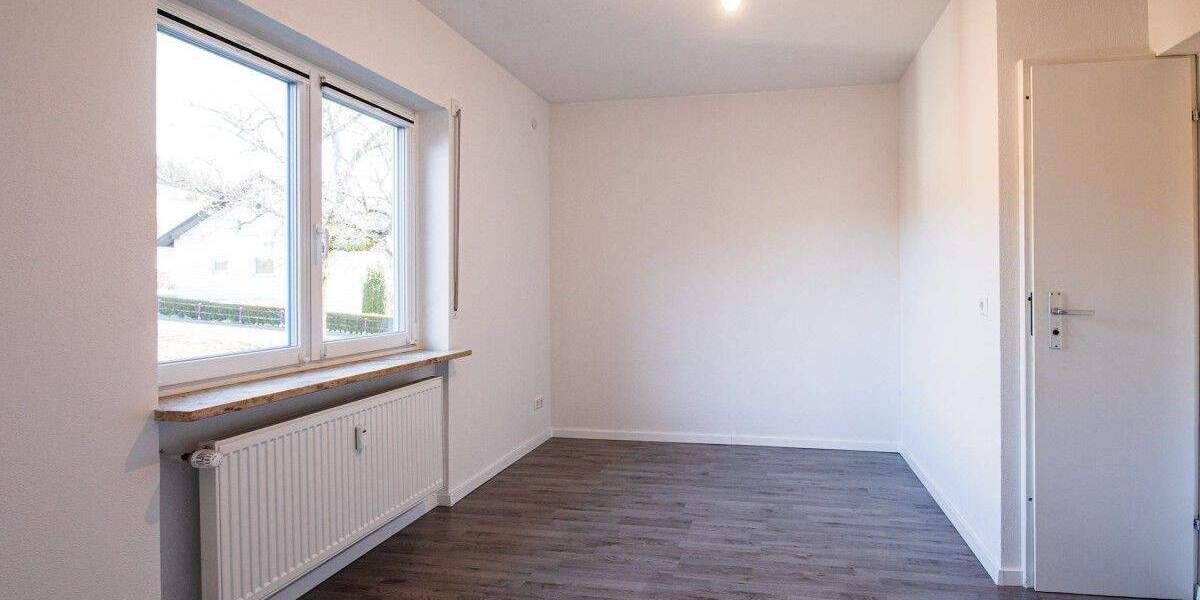 Etagenwohnung Schopfheim Gersbach - 4 Zimmer, 120 m&sup2;, 240.000&euro; | Angebot:25474032