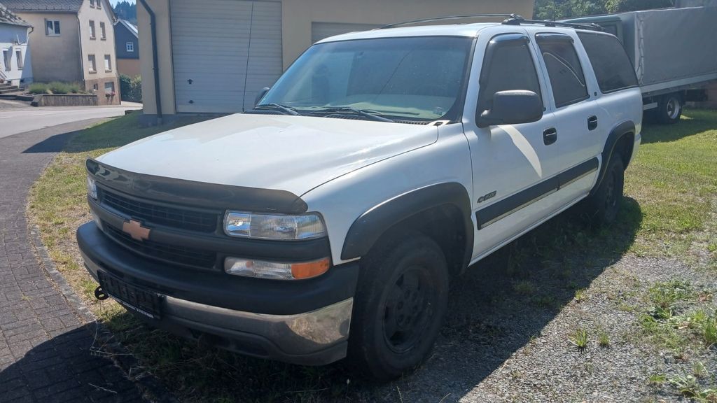Chevrolet Suburban 385.500 km 5.900 &euro; Hottenbach 55758