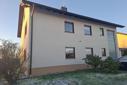 Ergenzingen - Ruhige 3-Zi.-Dachgeschoss-Wohnung als Kapitalanlage