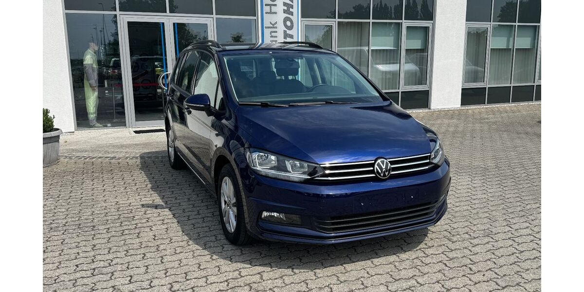 VW Touran 80.000 km 23.750 &euro; Wolfsburg 38444