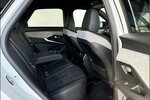 Peugeot 3008 Hybrid 145 GT Voll-LED Kamera Assist. 29.900 km 26.690 &euro; Stade 21682