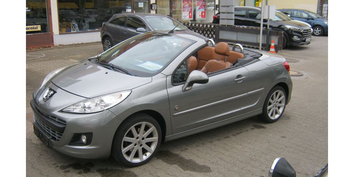 Peugeot 207 124.800 km 4.700 &euro; Berlin / Wir bitten um telefonische Terminvereinbarung ! 14167